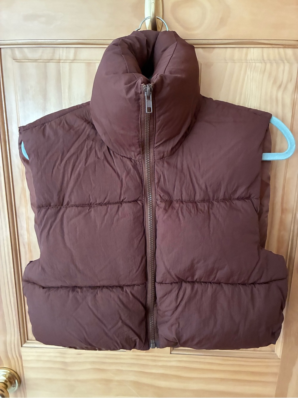 Brown Puffer Vest Jacket - women's Sleeveless Coat size medium